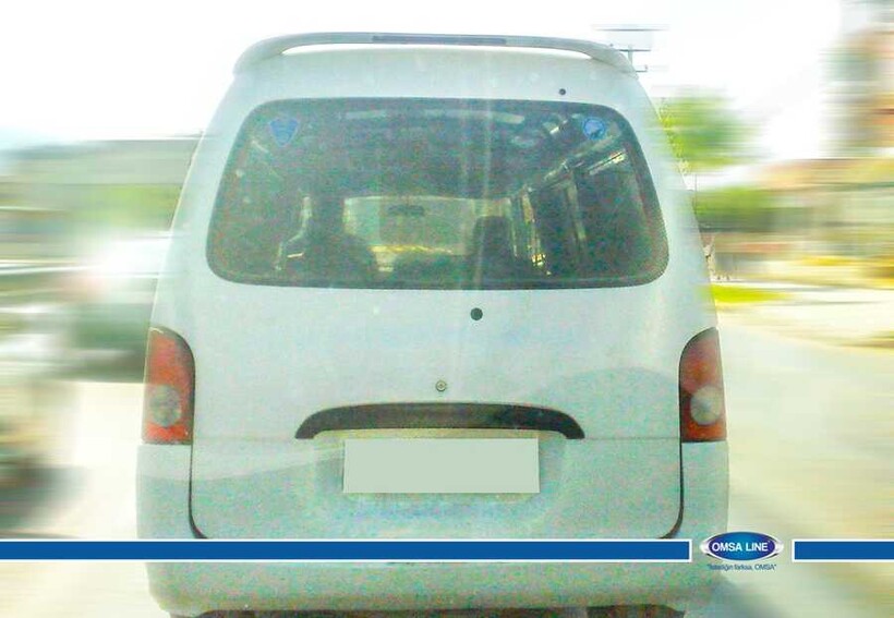 Hyundai H100 Minibüs Spoiler Işıklı 1994 ve Sonrası - Thumbnail