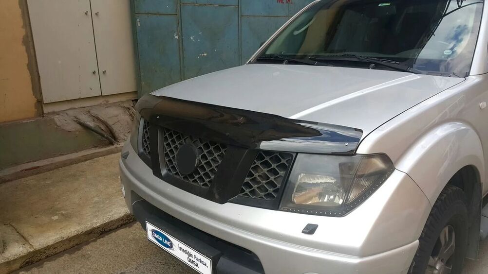 Nissan Navara Ön Kaput Rüzgarlığı 4mm 2005-2015 Arası