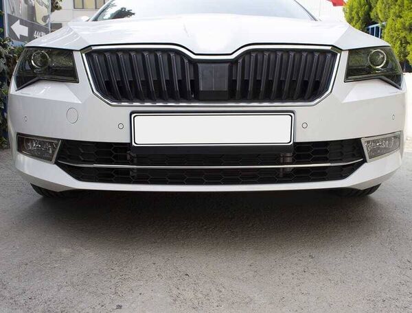 OMSA Skoda Superb B8 Krom Ön Tampon Çıtası 3 Parça 2015-2019 Arası