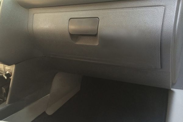 VW Caddy Torpido Kapağı Siyah ABS Plastik 2003-2014 Arası